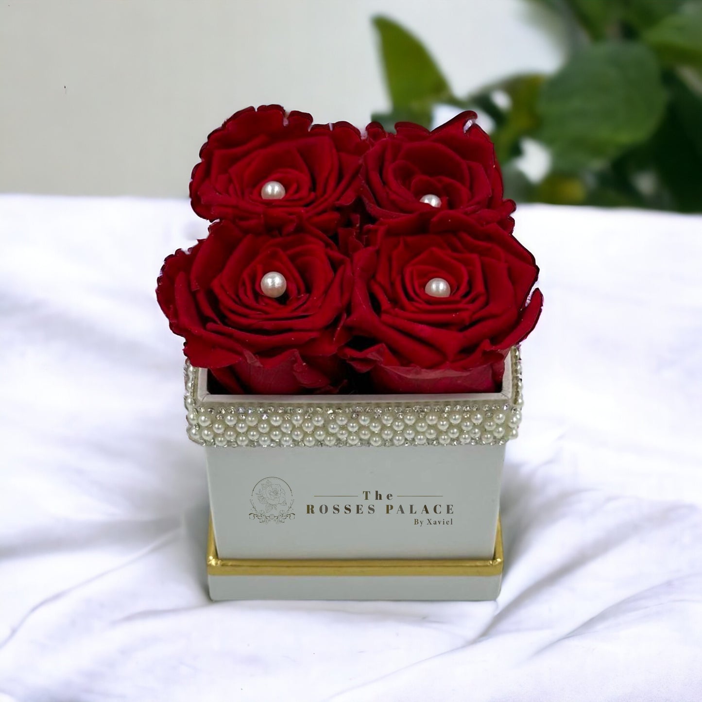 Elegant Mini Forever Roses